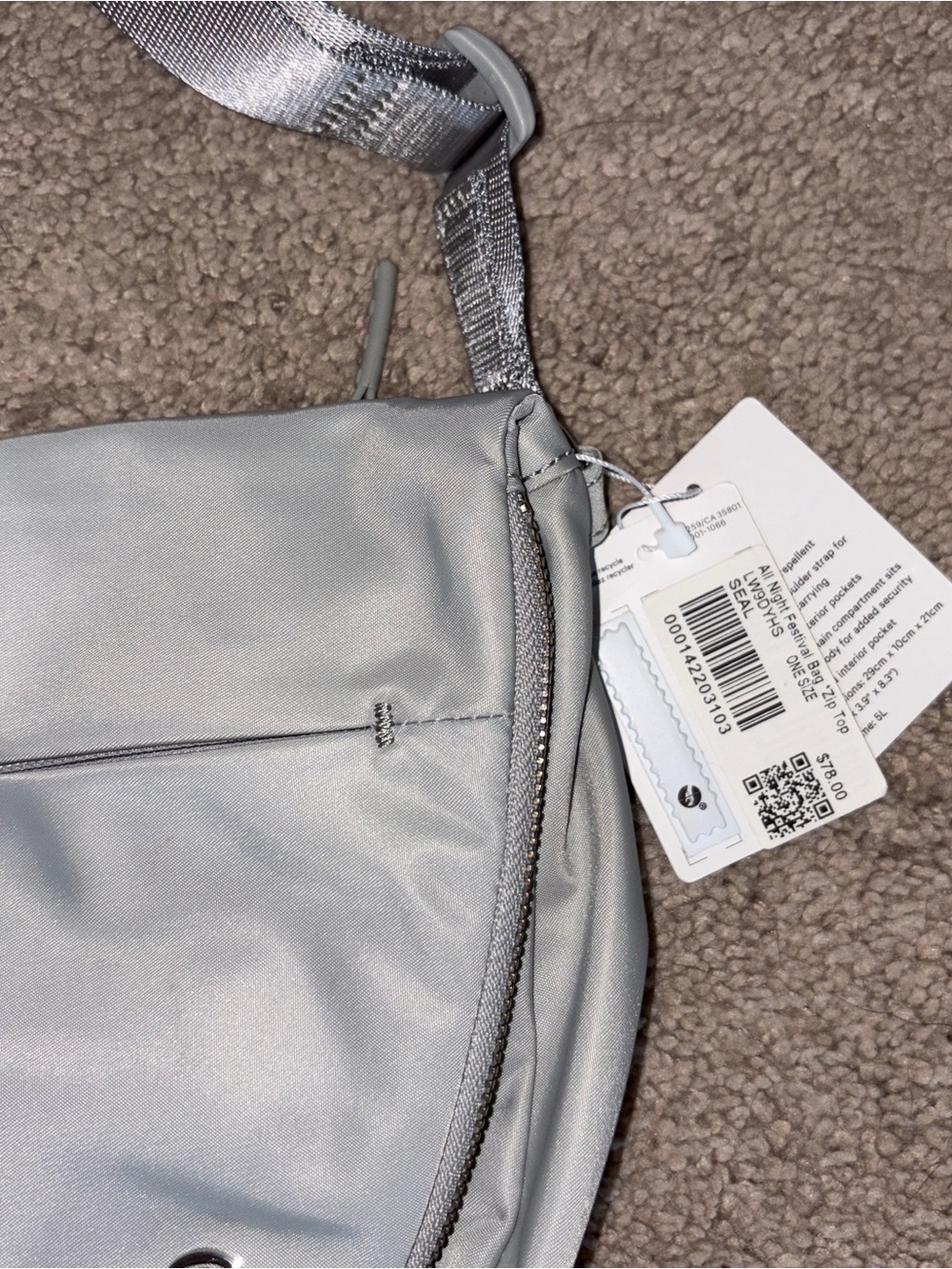 NWT Lululemon athletica All Night Festival Bag 5L Light Blue Crossbody Bag - Picture 3 of 4